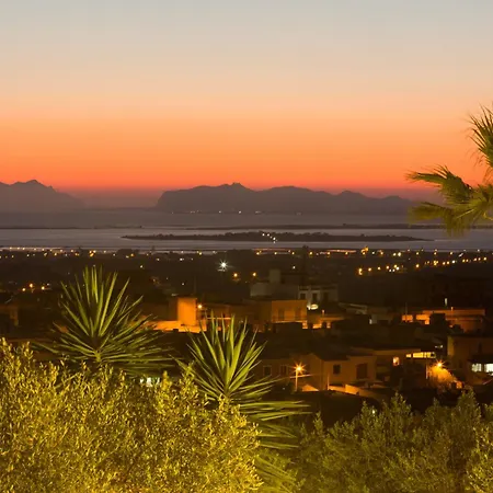 La Terrazza Sulle Egadi Apartment *